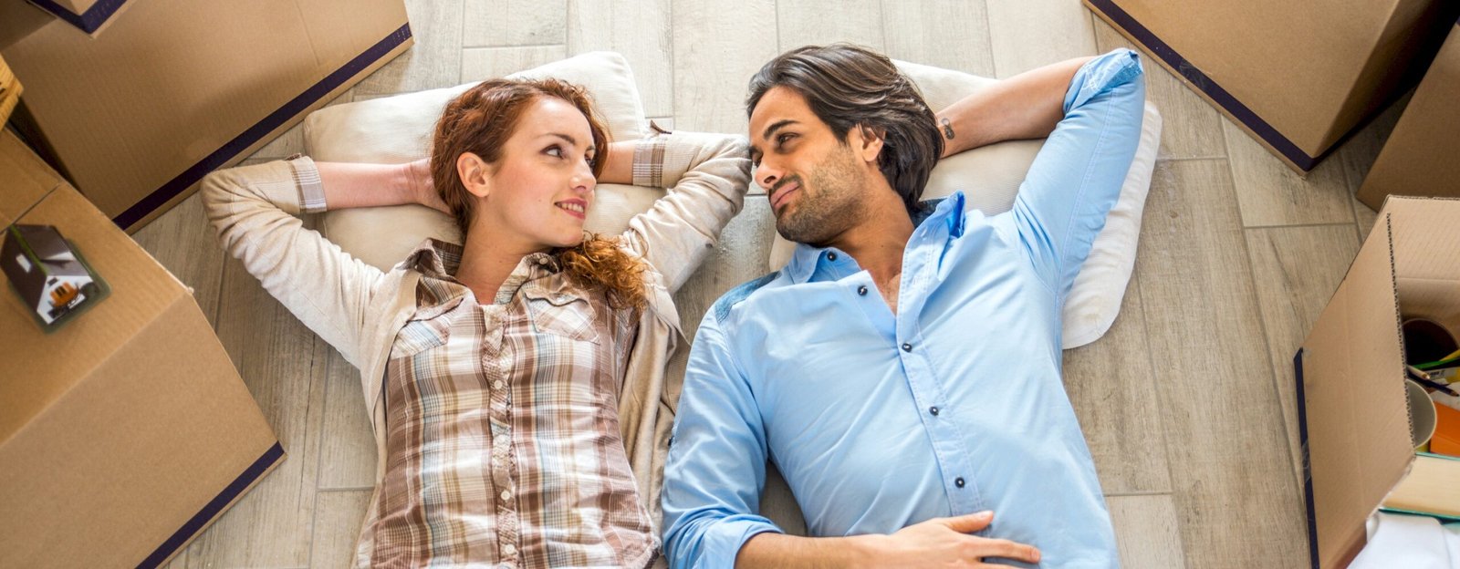 Couple Buyers 4 Image scaled